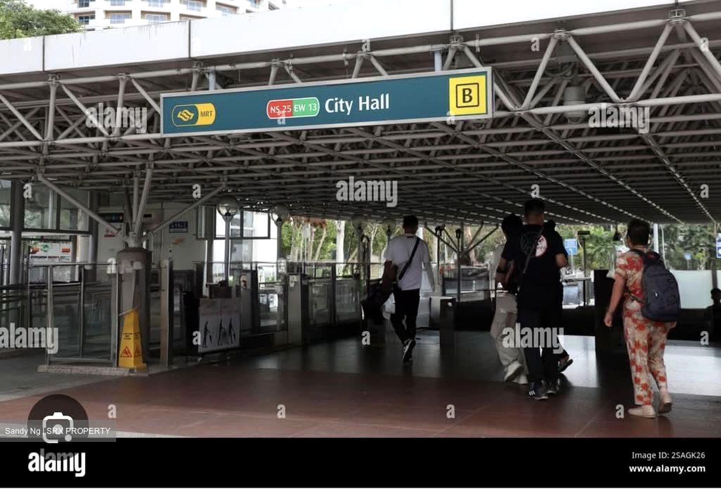 City Hall MRT (D6), Retail #542753341